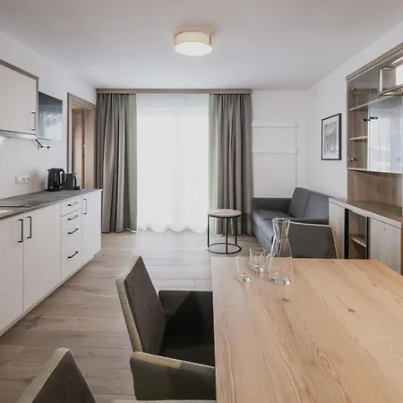 Firstpeak شاليه