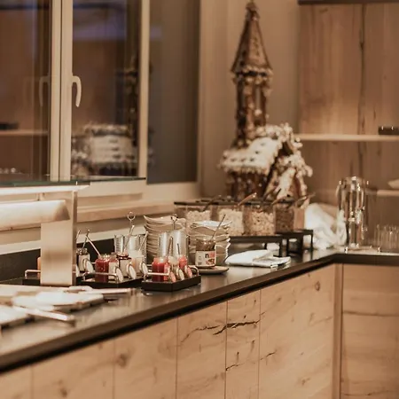 Firstpeak 샬레 차우헨제