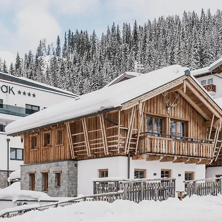 Chalet Firstpeak *